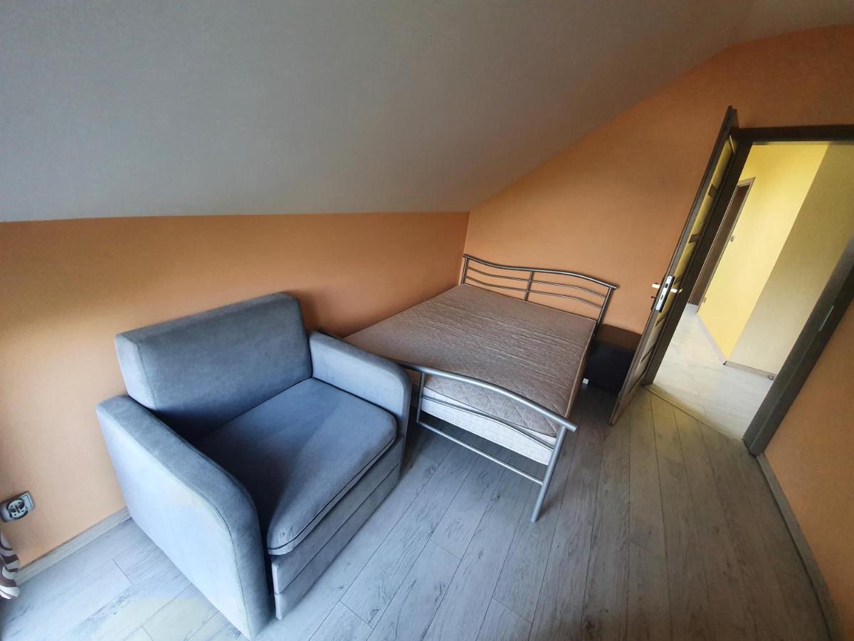 Dom Nad Jeziorem Roznowskim Tegoborze Exteriér fotografie