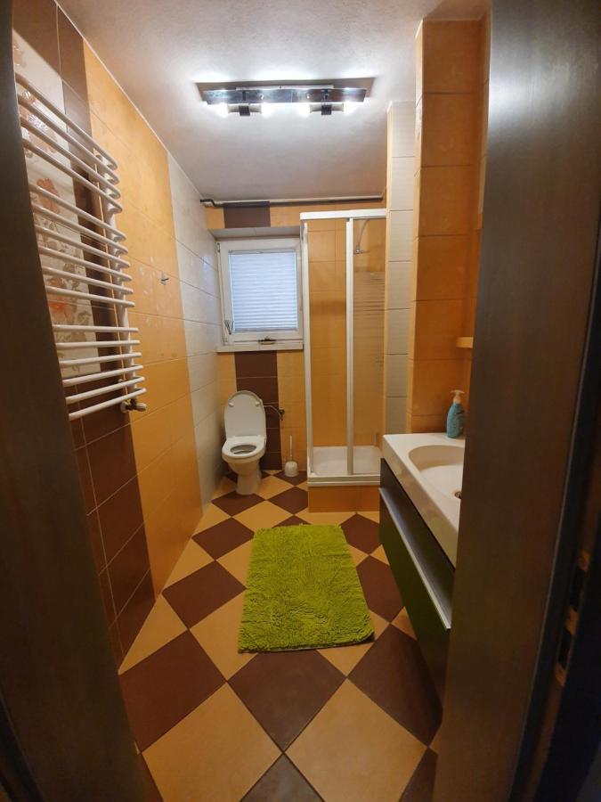 Dom Nad Jeziorem Roznowskim Tegoborze Exteriér fotografie